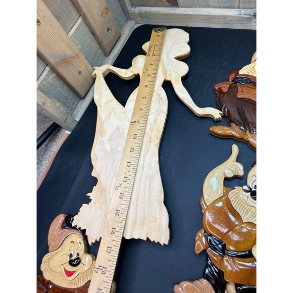 RARE Vintage Disney Snow White & Seven Dwarfs Wooden Nursery Wall Hanging Set - Picture 9 of 10